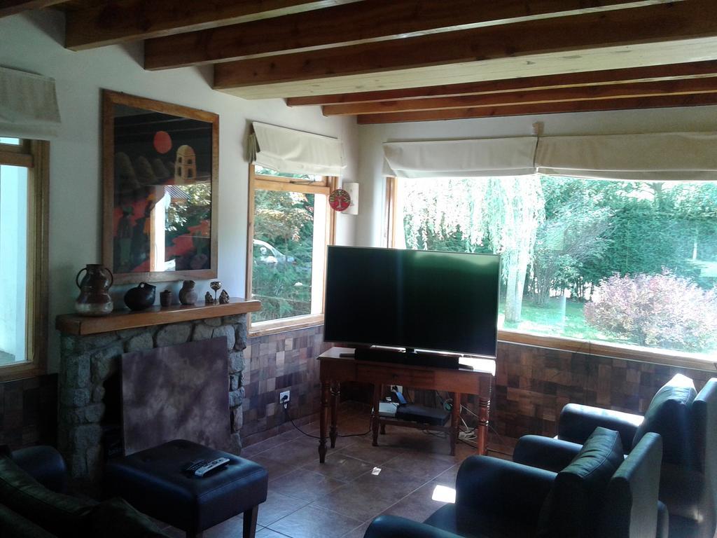 Ventana A Los Cerros Villa La Angostura Buitenkant foto